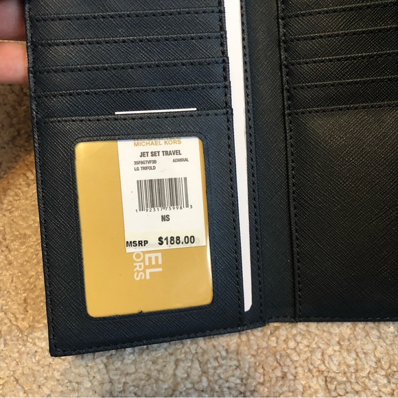 Michael Kors Admiral Blue Travel Large Weekender Bag set wallet & cosmetic pouch - Picture 9 of 15